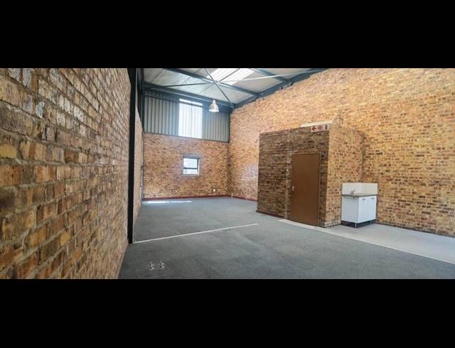 INDUSTRIAL PROPERTY TO RENT IN N4 GATEWAY INDUSTRIAL PARK